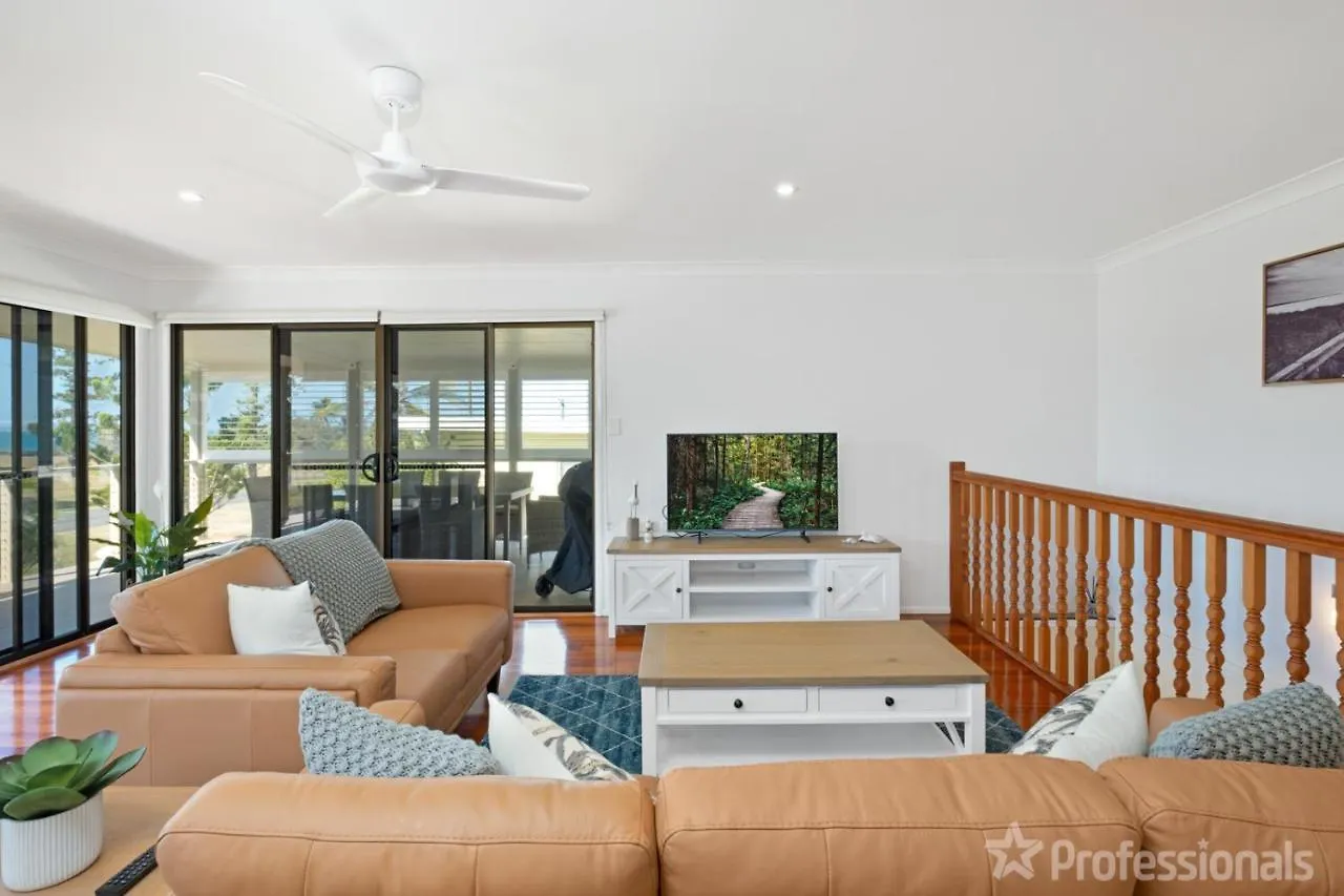 Island Pines Villa Emu Park