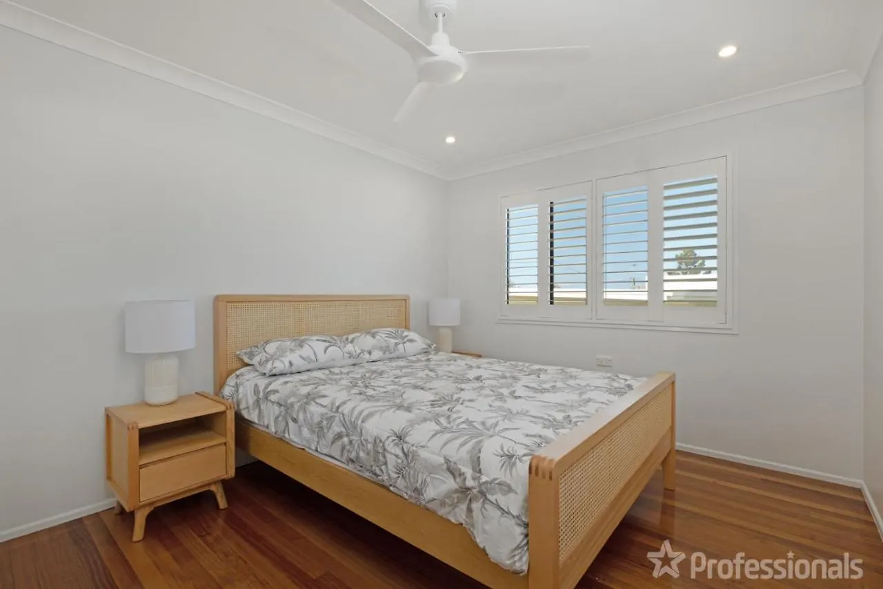 Island Pines Villa Emu Park